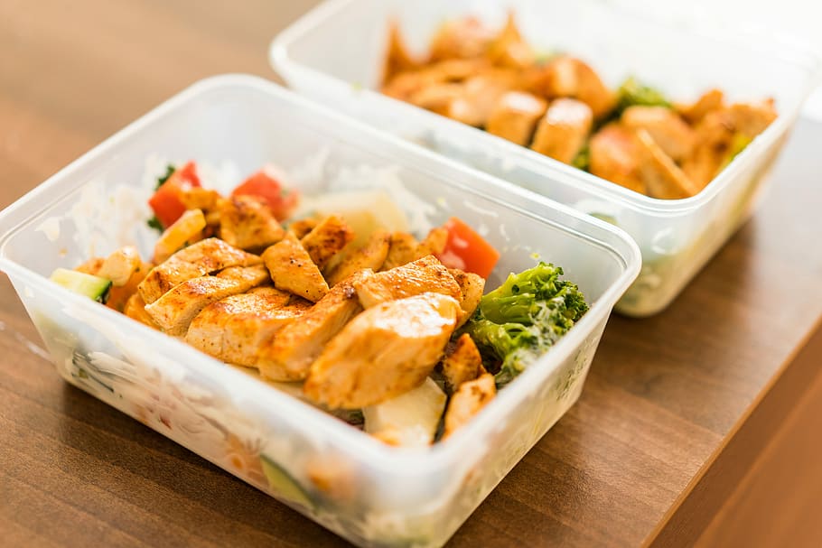 The Low-Carb Boxed Lunch catering